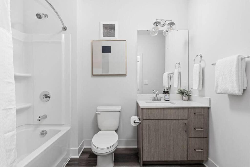 Dream Apartment Near Whole Foods Cozysuites Ινδιανάπολη Εξωτερικό φωτογραφία
